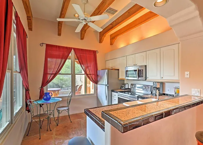 Holiday home 'la Roca' Mtn-view Casita On 10 Acres Tucson